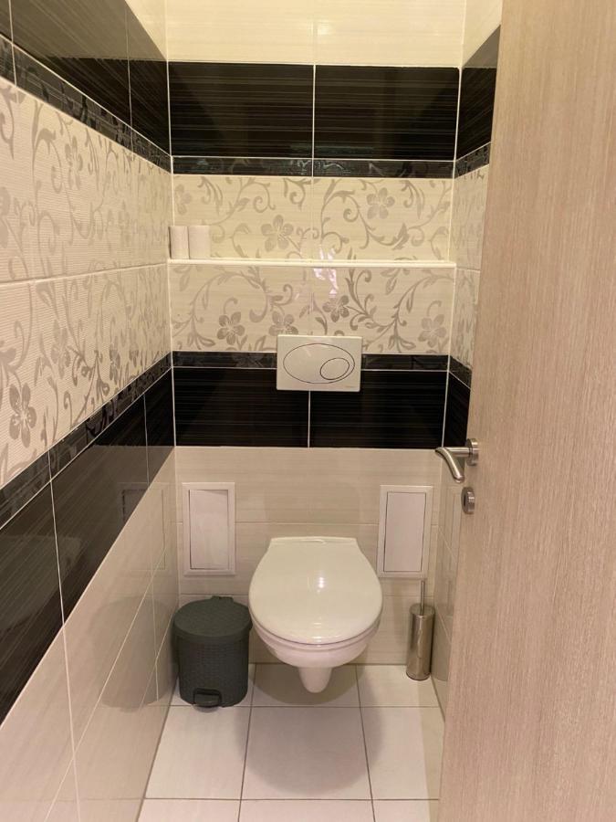 Parizsi Udvar I. Apartment Debrecen Dış mekan fotoğraf