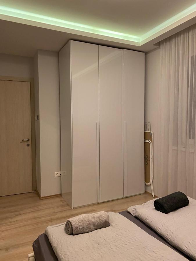 Parizsi Udvar I. Apartment Debrecen Dış mekan fotoğraf