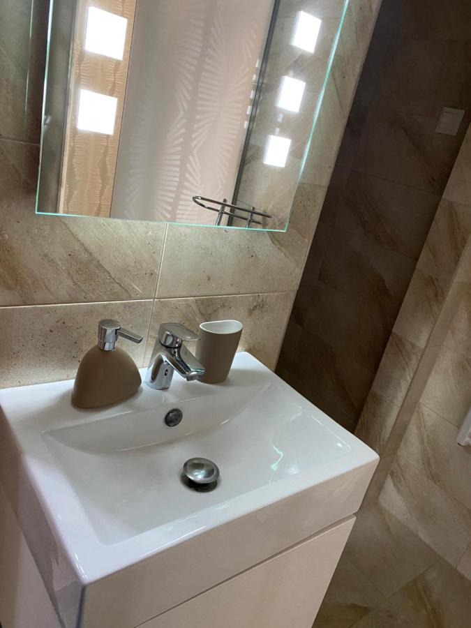 Parizsi Udvar I. Apartment Debrecen Dış mekan fotoğraf
